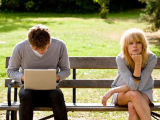 Addiction to E-mail can lead to ill-health